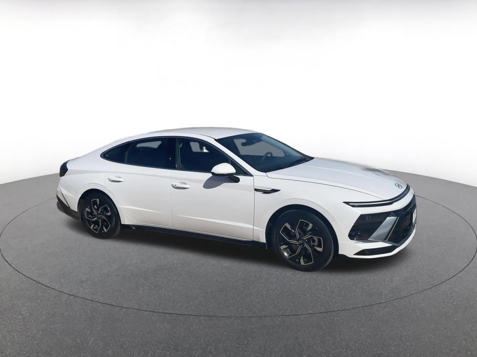 Thumbnail: 2025 Hyundai Sonata - 1