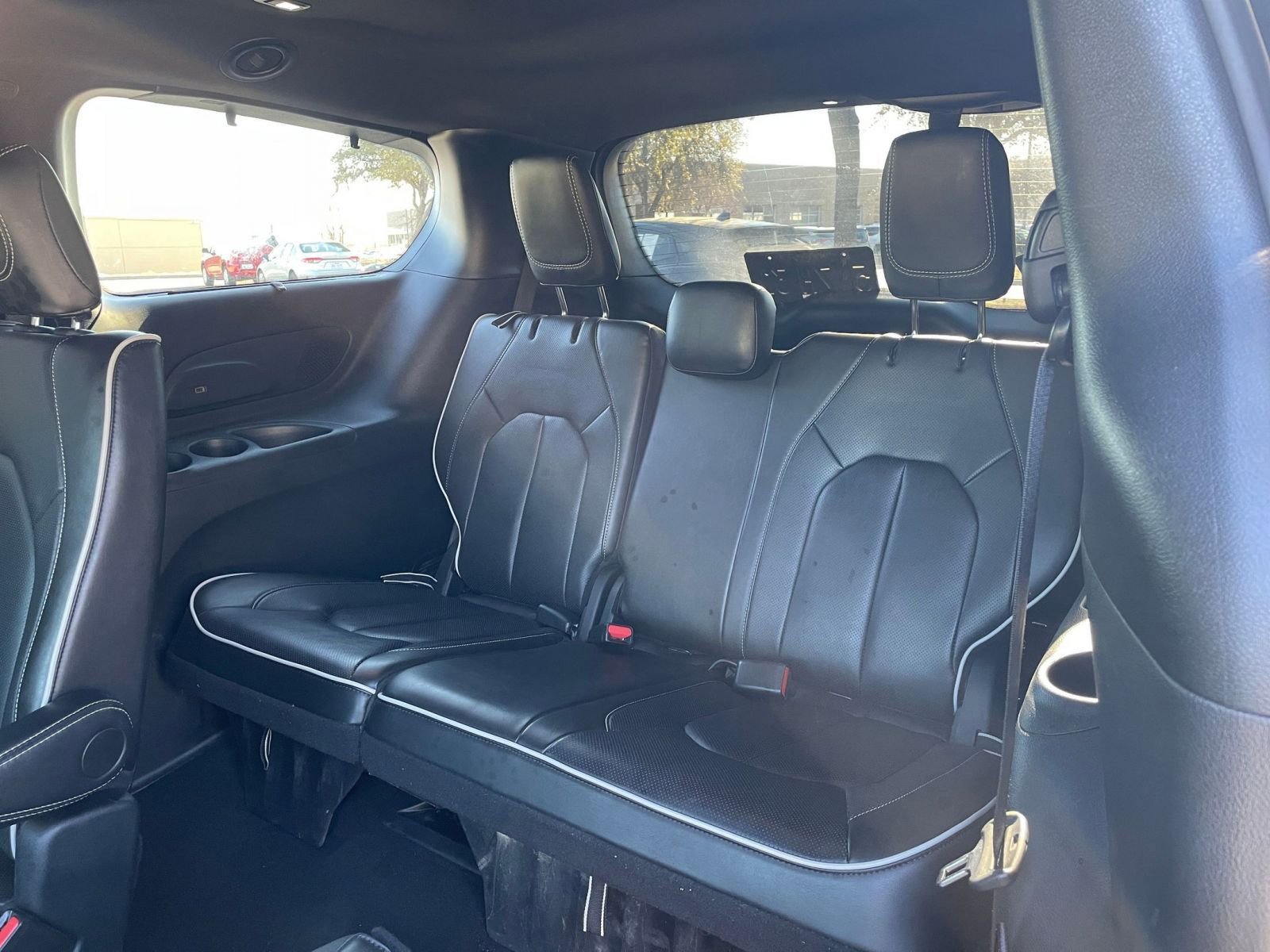 Thumbnail: 2025 Chrysler Pacifica - 34