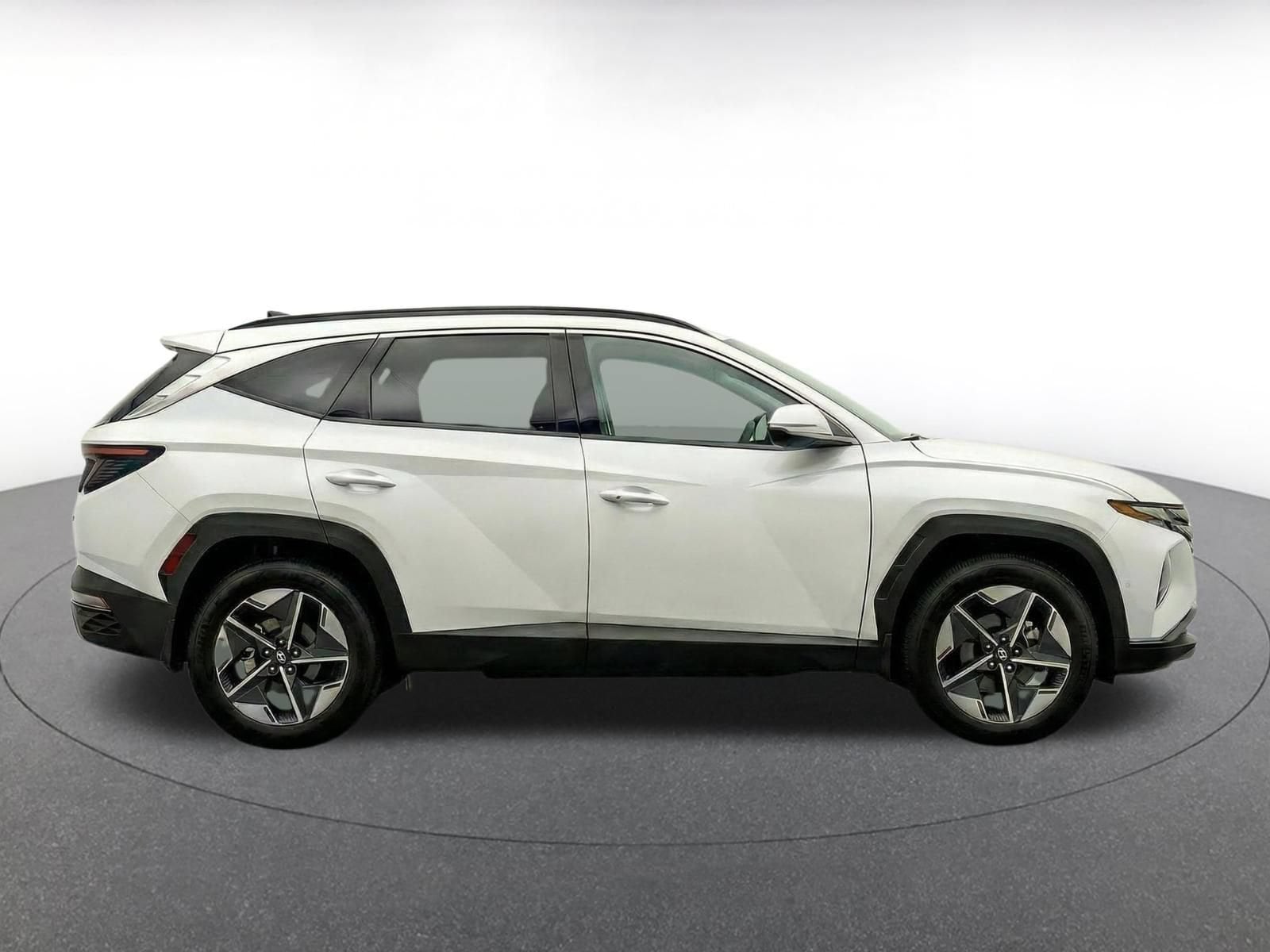Thumbnail: 2026 Hyundai Tucson - 8