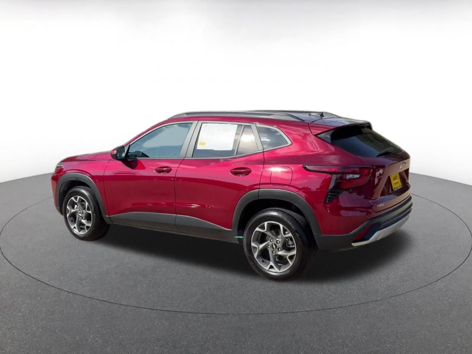 Thumbnail: 2025 Chevrolet Trax - 10
