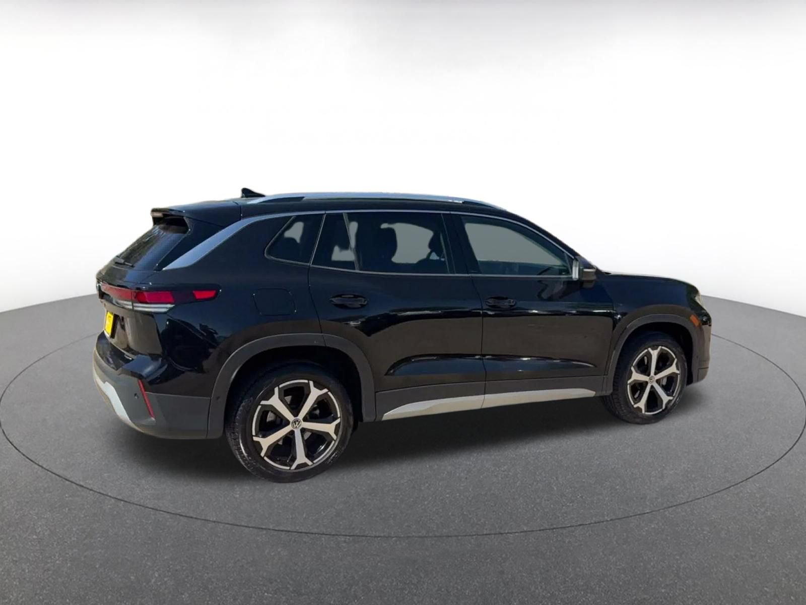 Thumbnail: 2026 Volkswagen Tiguan - 13