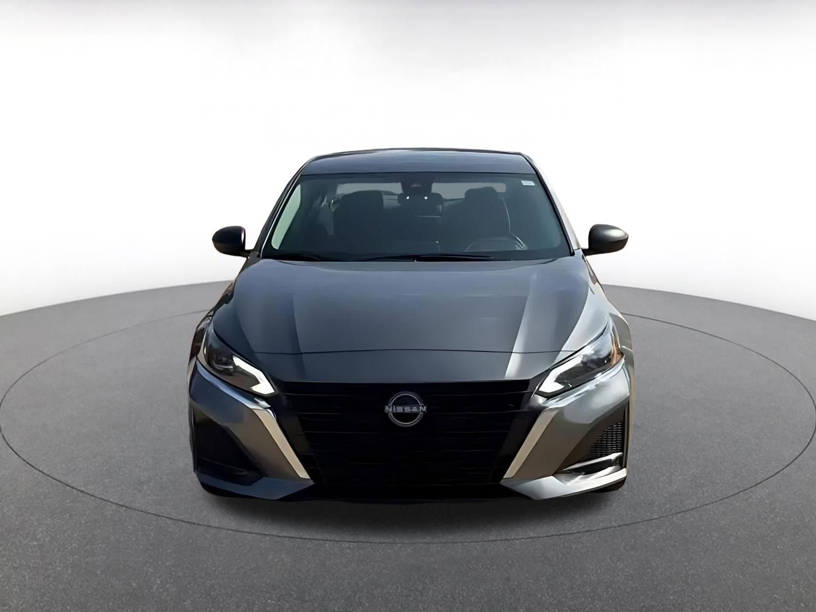 Thumbnail: 2025 Nissan Altima - 4