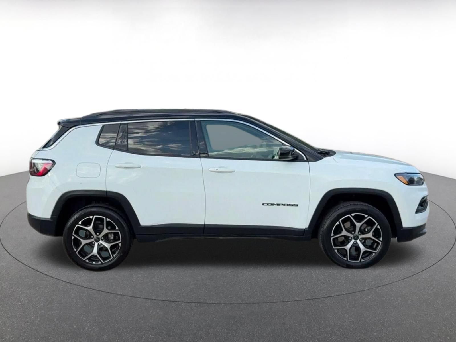 Thumbnail: 2025 Jeep Compass - 15