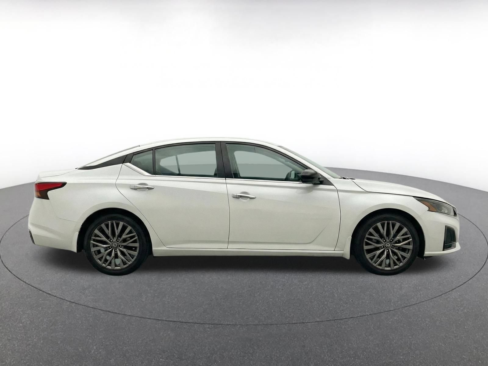 Thumbnail: 2025 Nissan Altima - 14