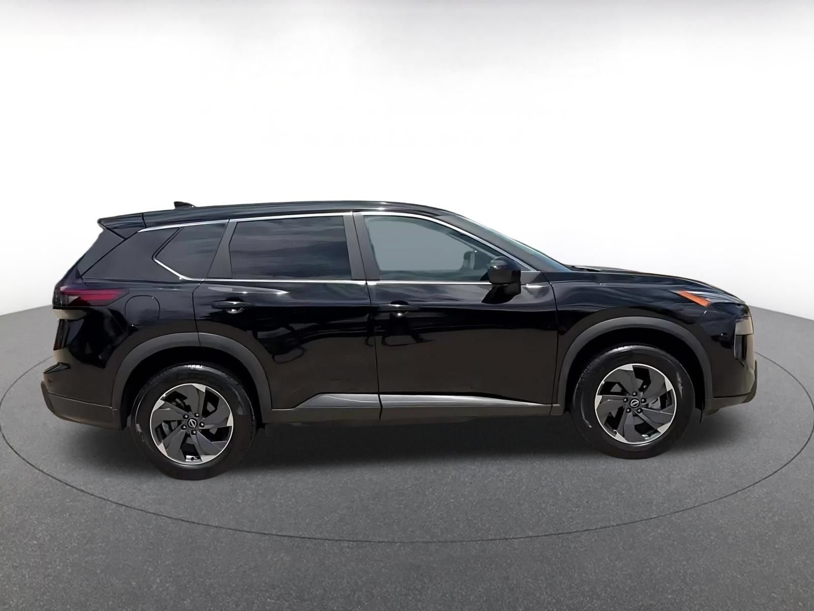 Thumbnail: 2025 Nissan Rogue - 16