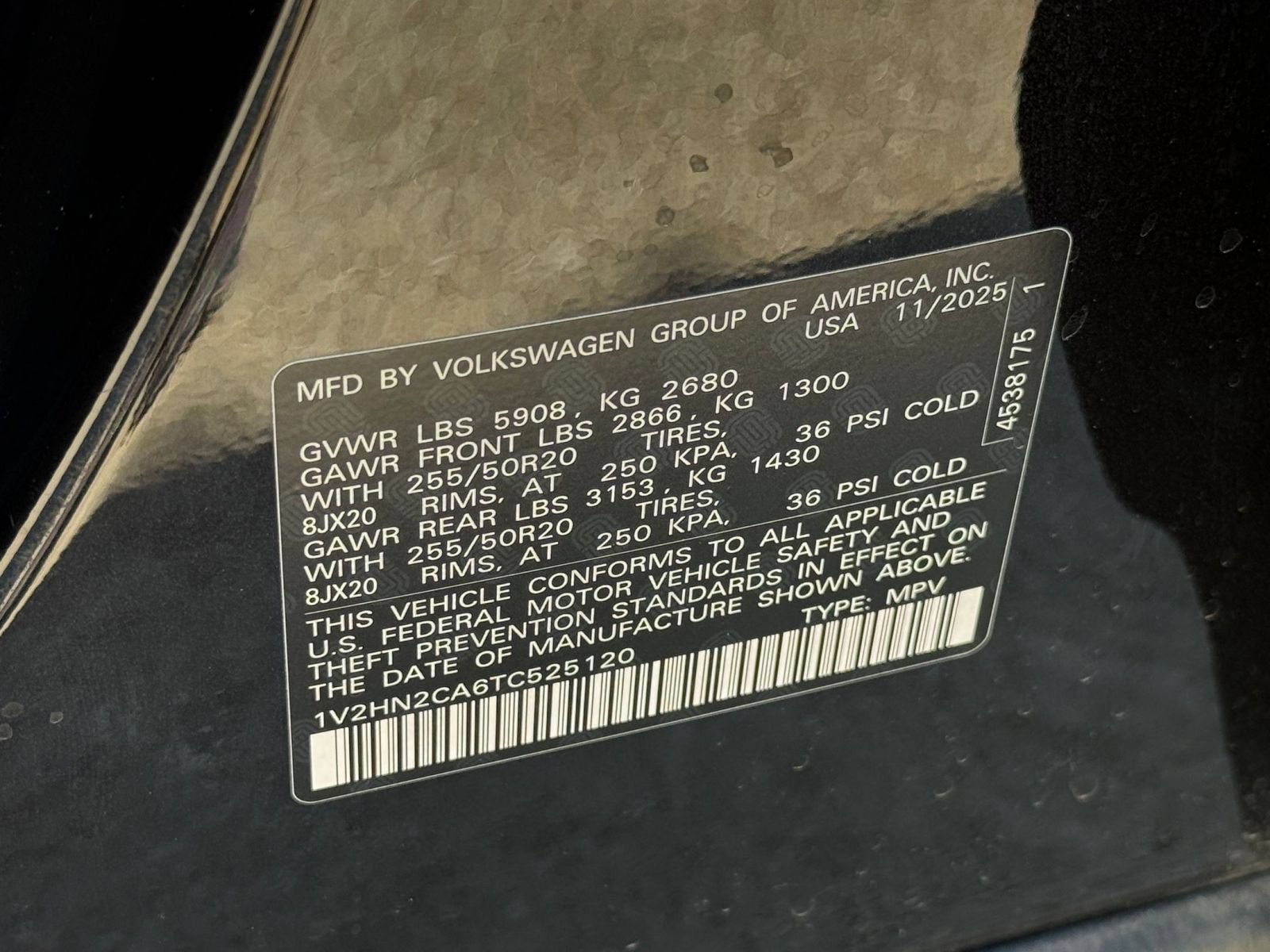 Thumbnail: 2026 Volkswagen Atlas - 32