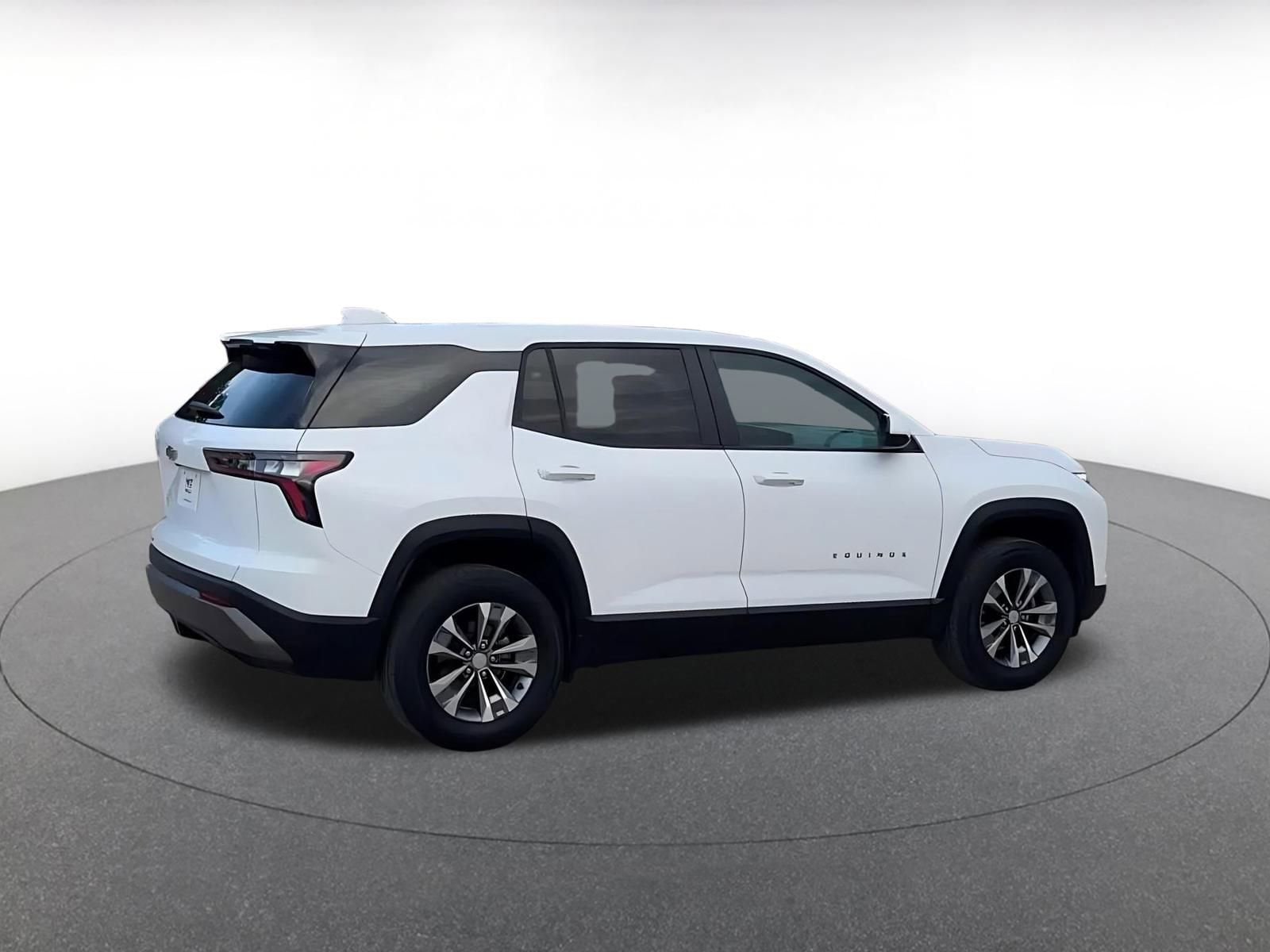 Thumbnail: 2025 Chevrolet Equinox - 15