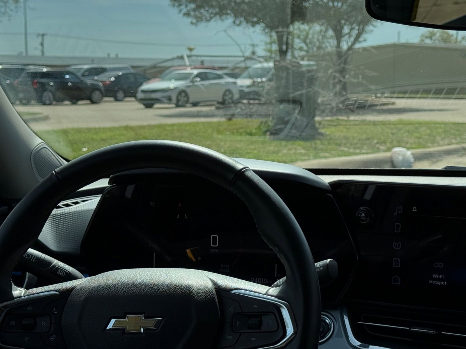 Thumbnail: 2025 Chevrolet Trax - 34