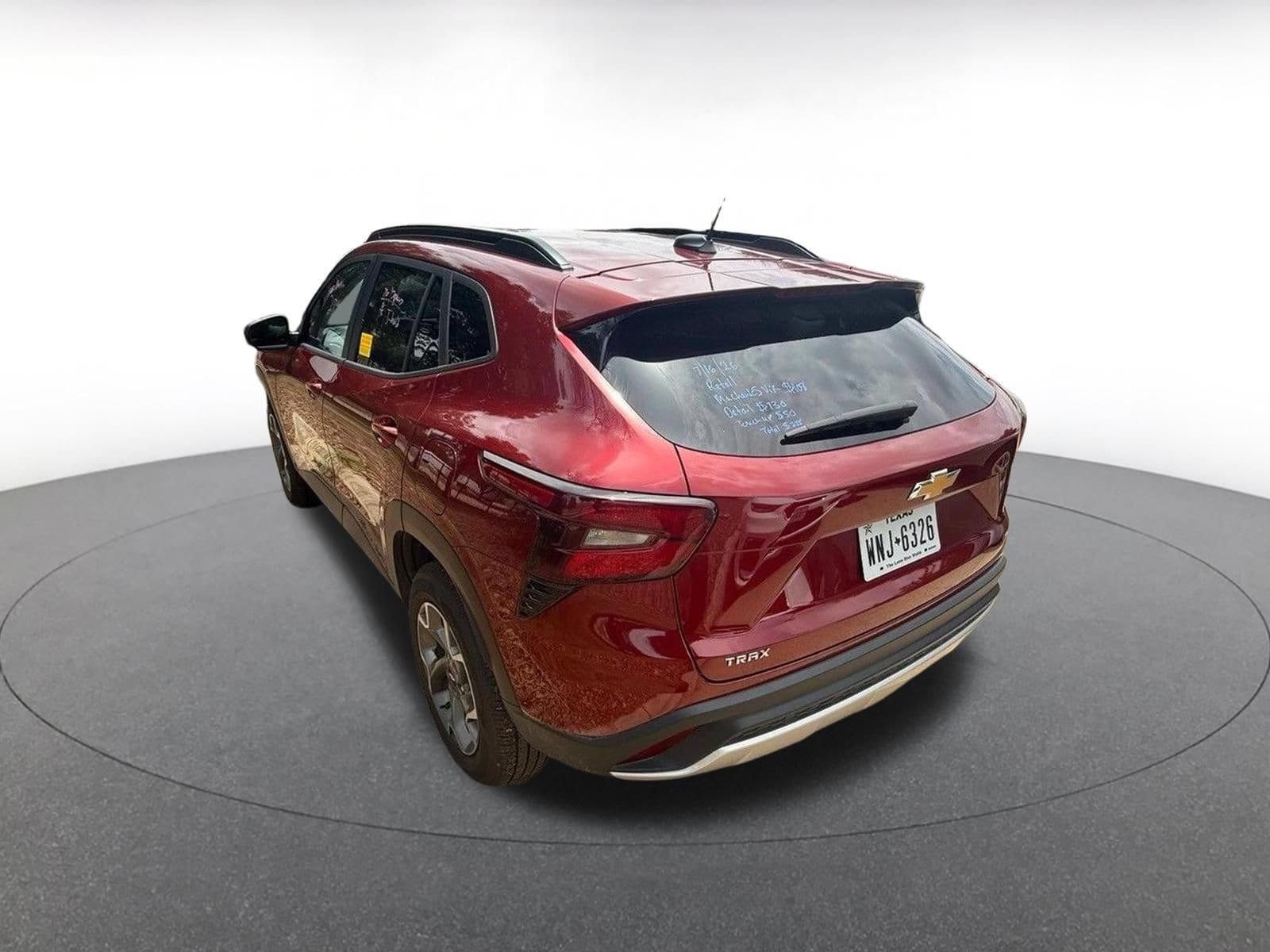 Thumbnail: 2025 Chevrolet Trax - 3