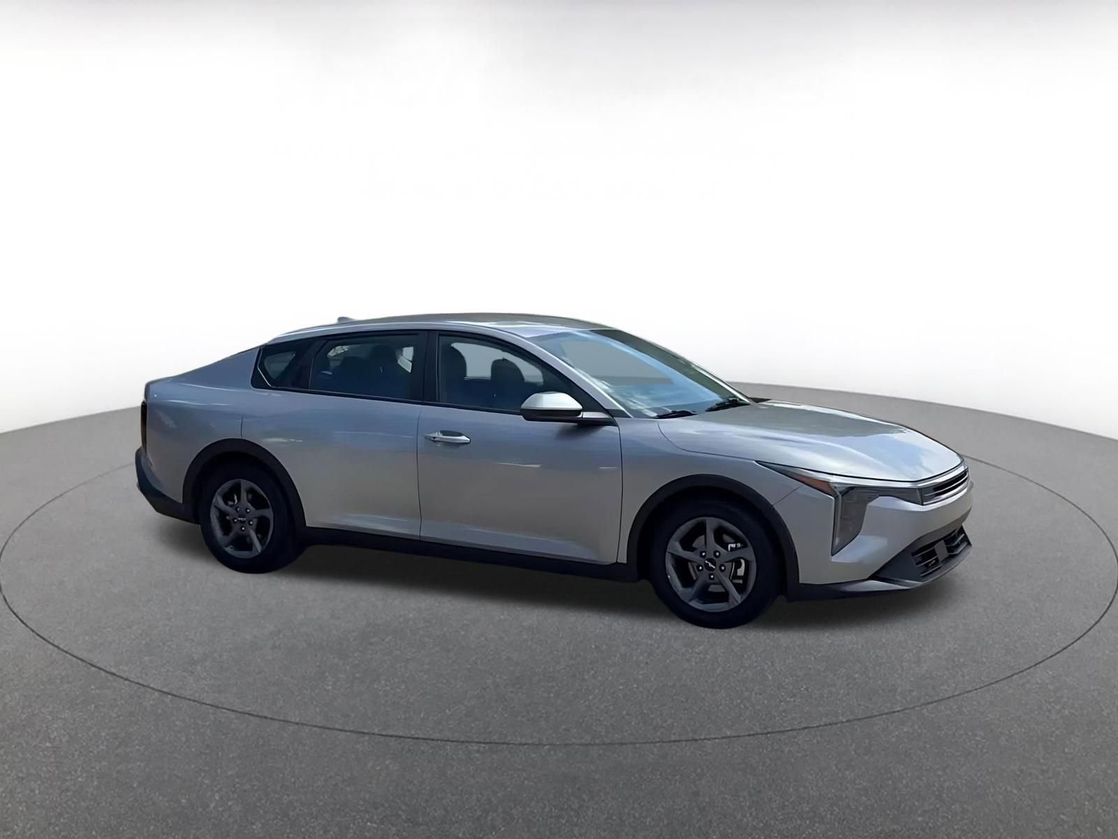Thumbnail: 2025 Kia K4 - 2