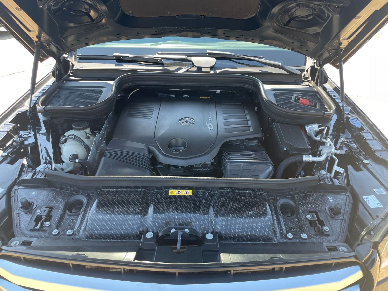 Thumbnail: 2024 Mercedes-Benz GLS - 32