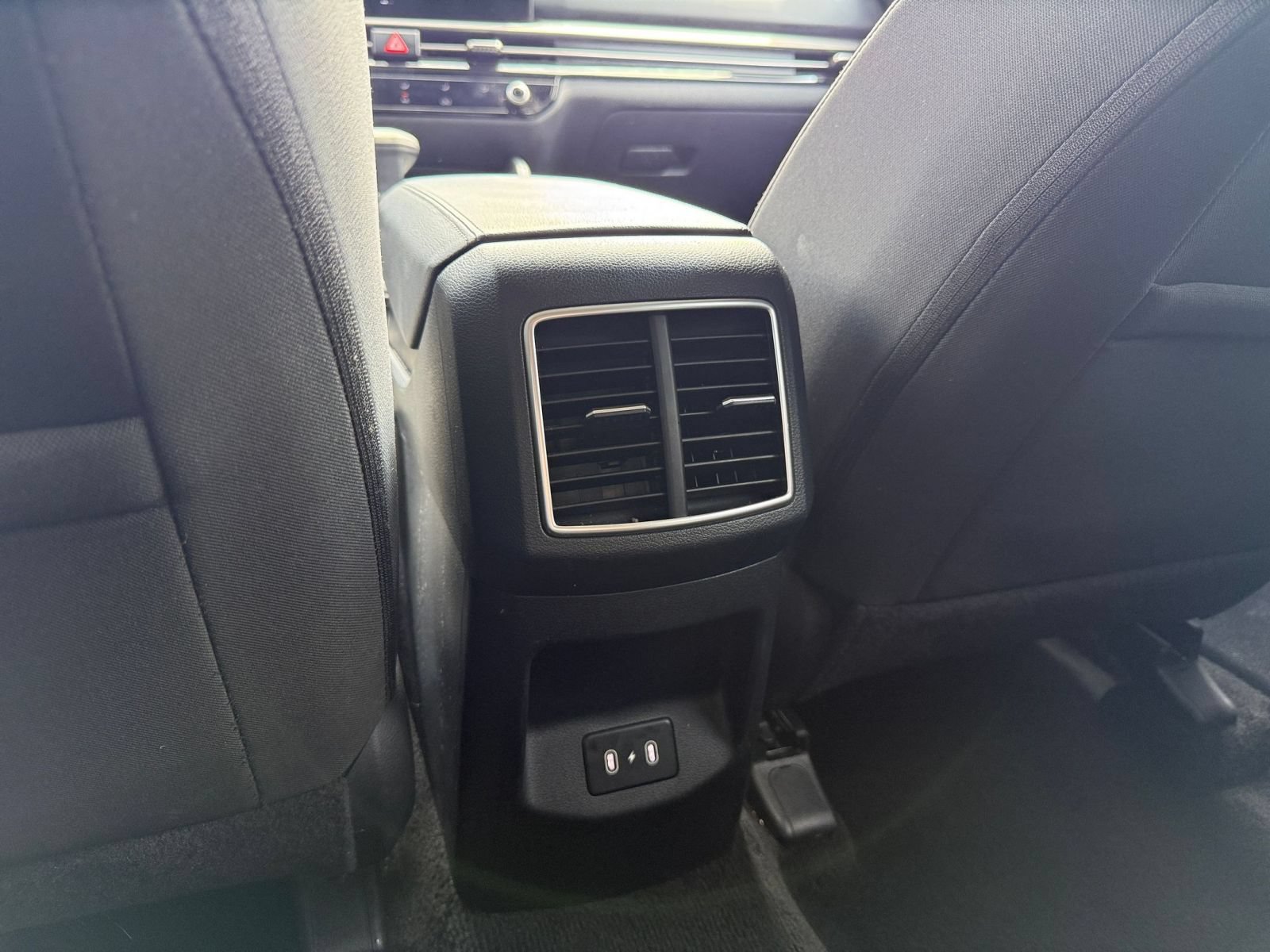 Thumbnail: 2026 Kia Sportage - 24