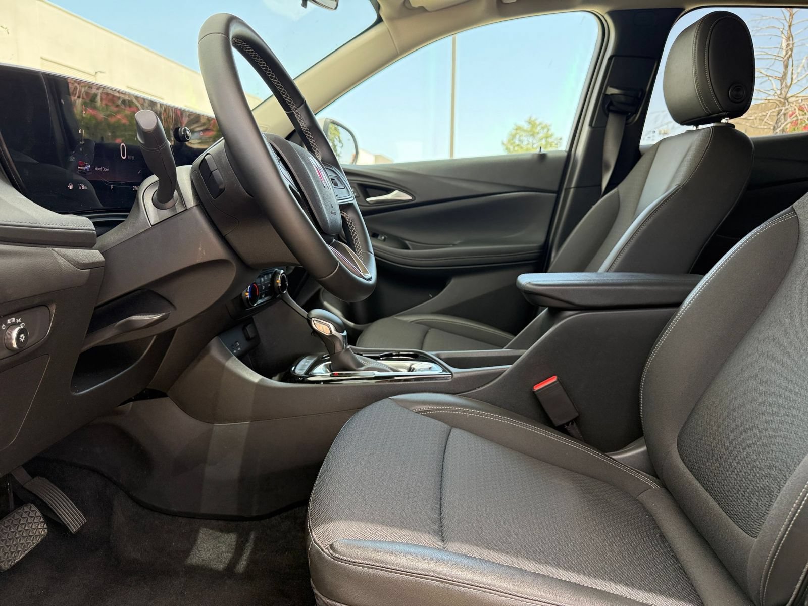 Thumbnail: 2025 Buick Encore GX - 27