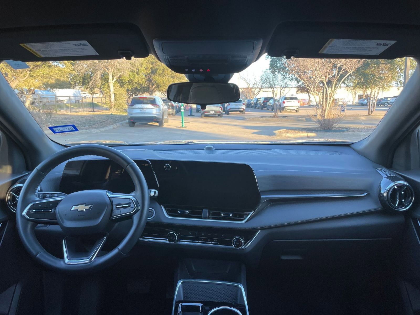 Thumbnail: 2025 Chevrolet Equinox - 33