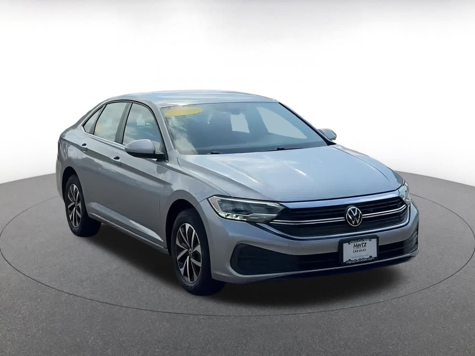 Thumbnail: 2024 Volkswagen Jetta - 3