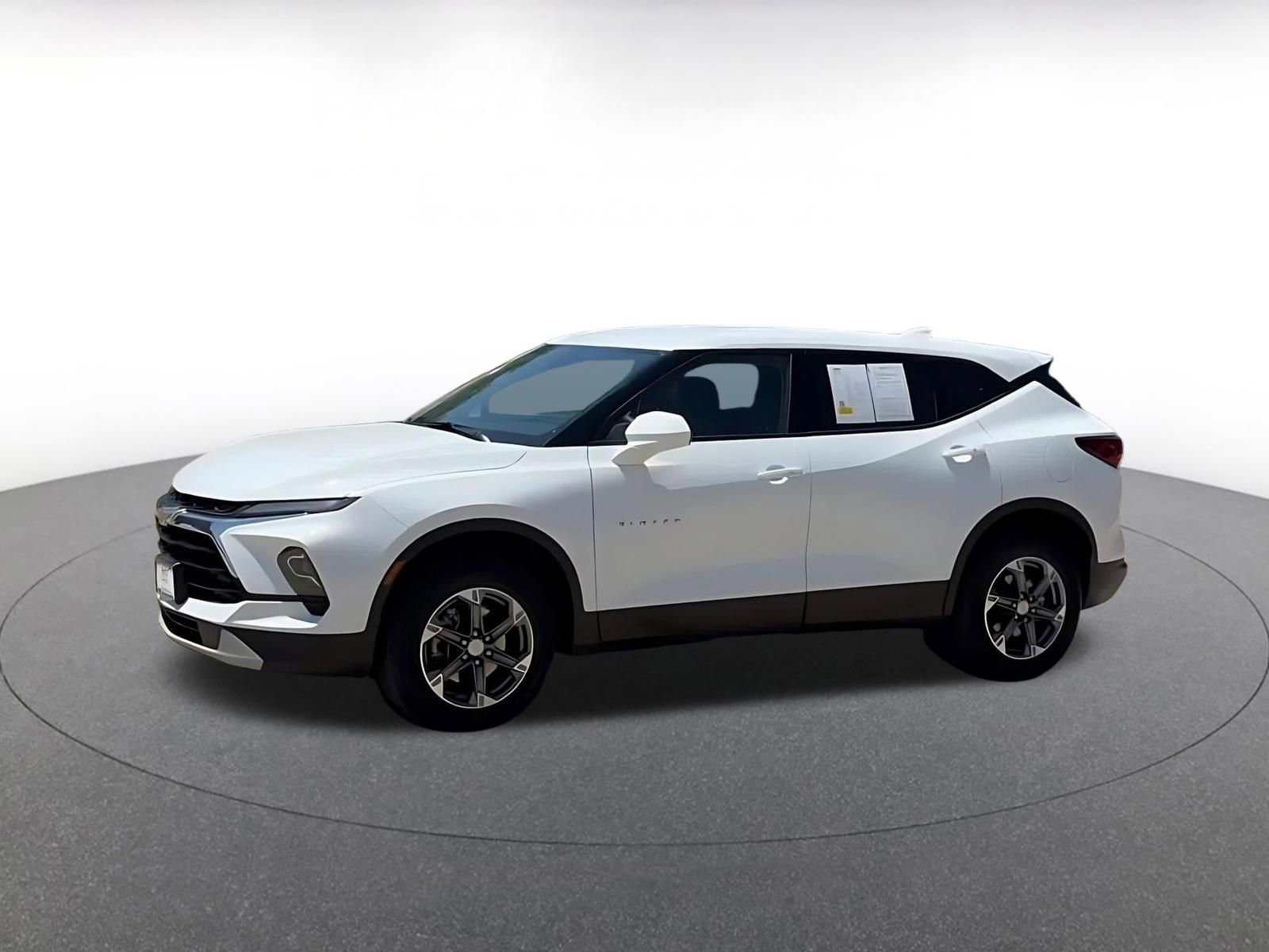 Thumbnail: 2025 Chevrolet Blazer - 8