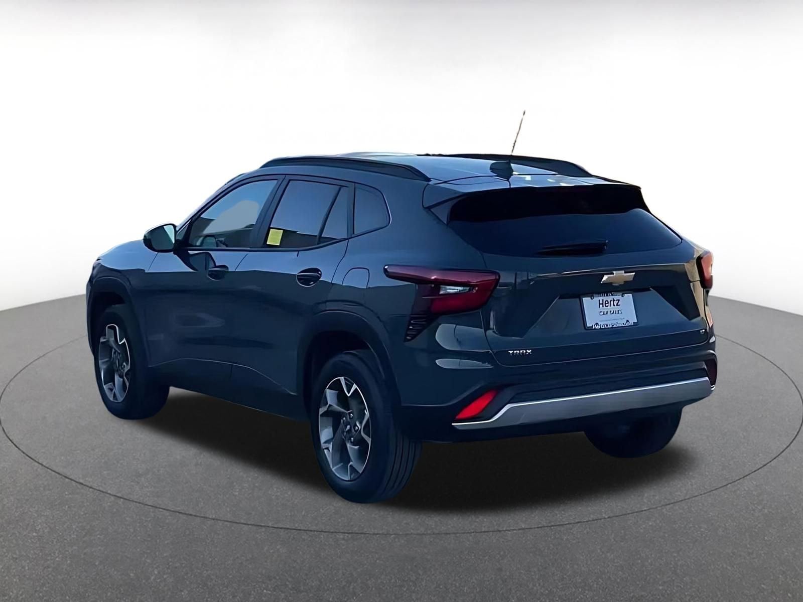 Thumbnail: 2025 Chevrolet Trax - 11