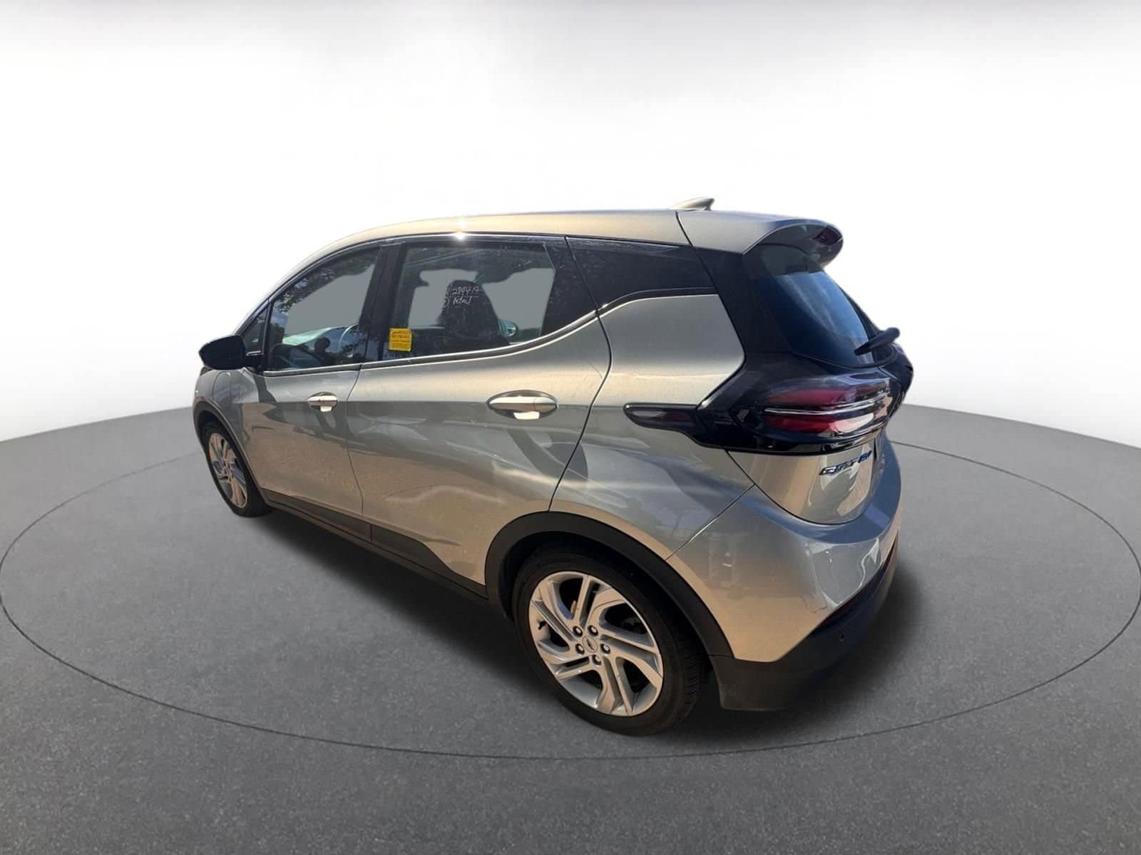 Thumbnail: 2023 Chevrolet Bolt EV - 3