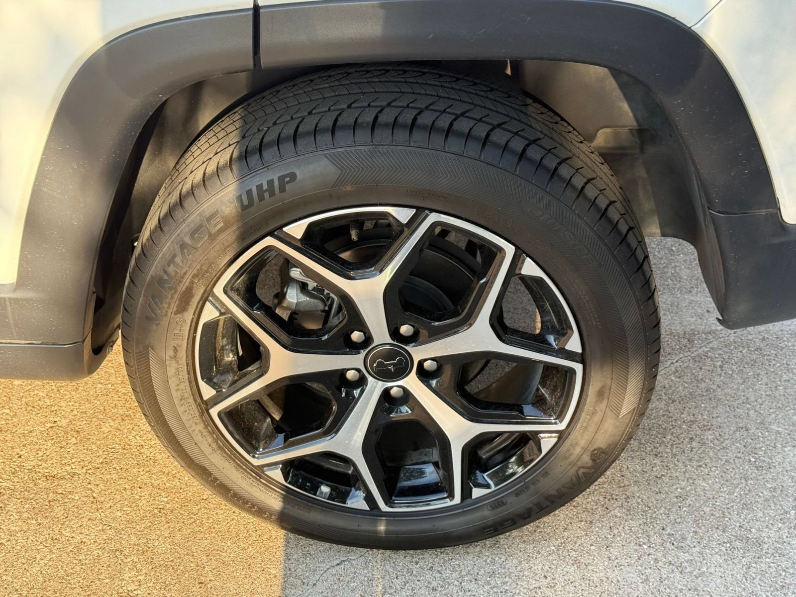 2025 Jeep Compass Limited - Photo 30