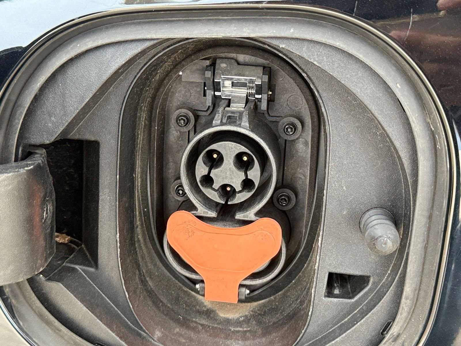 Thumbnail: 2023 Chevrolet Bolt EV - 23