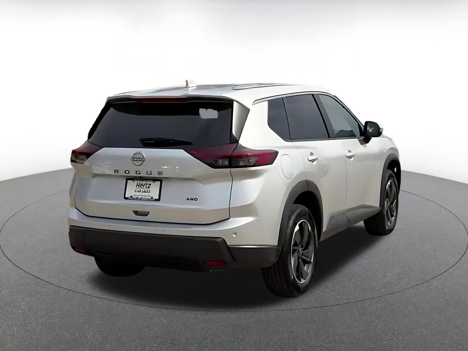 Thumbnail: 2025 Nissan Rogue - 15