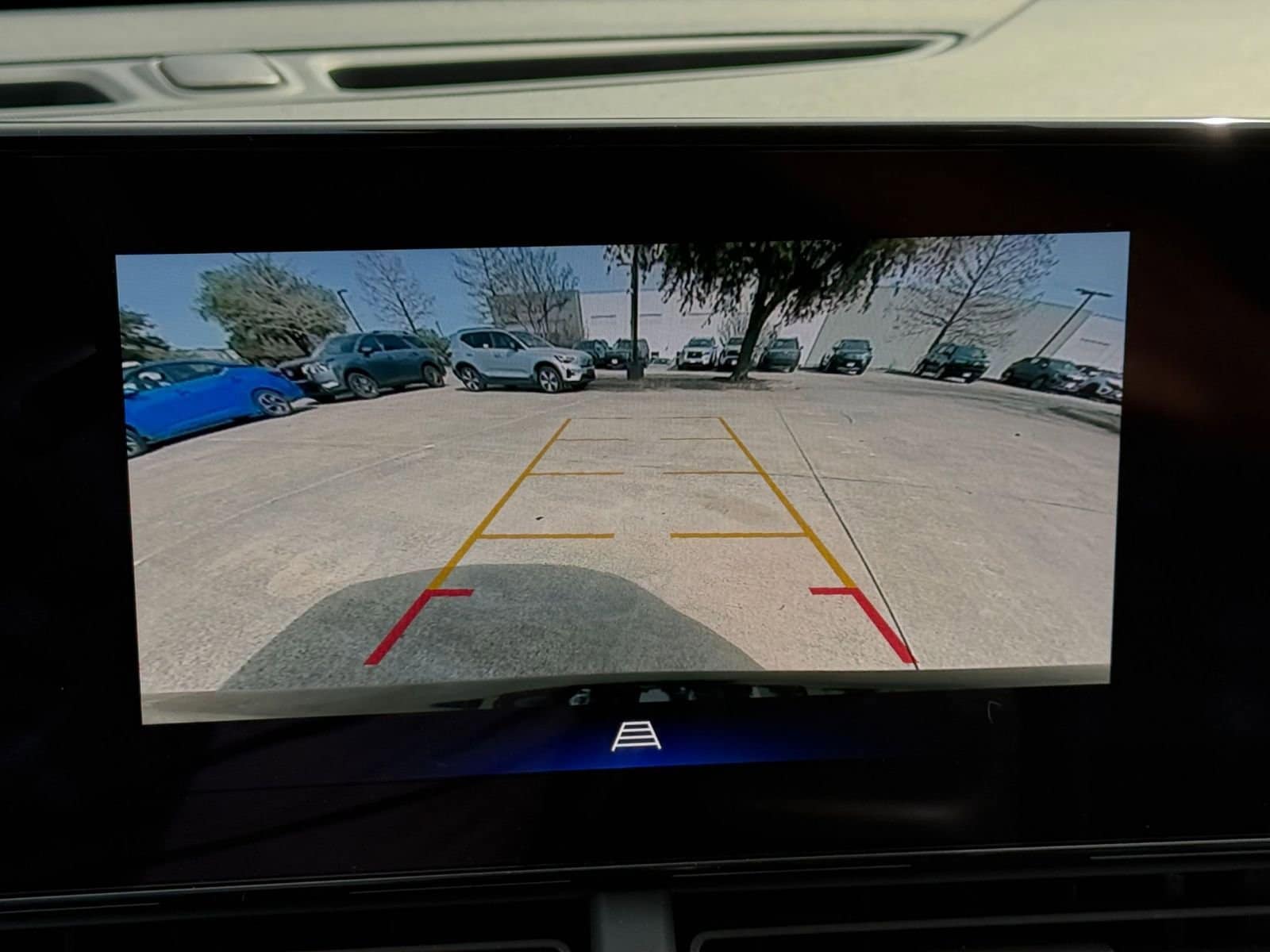 Thumbnail: 2025 Chevrolet Trax - 24