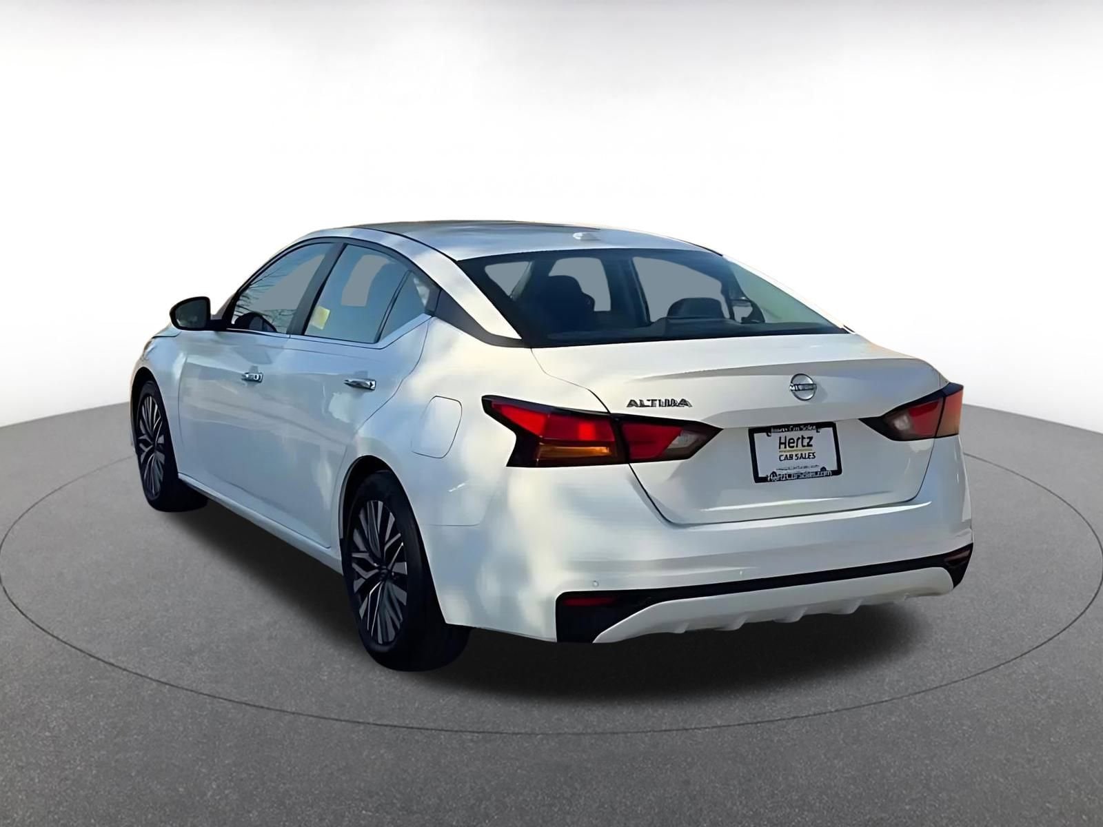 Thumbnail: 2025 Nissan Altima - 11