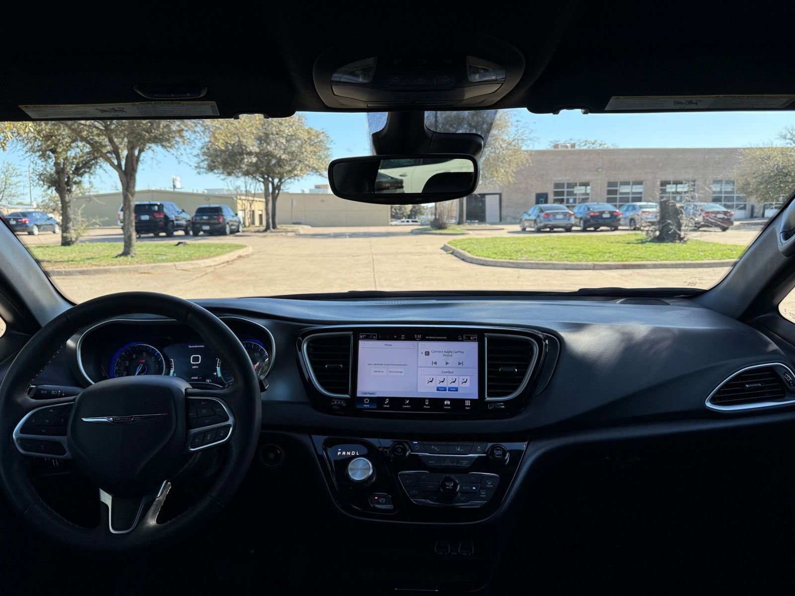 Thumbnail: 2025 Chrysler Pacifica - 35