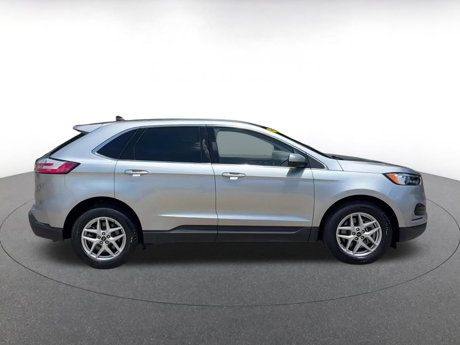 Thumbnail: 2024 Ford Edge - 16