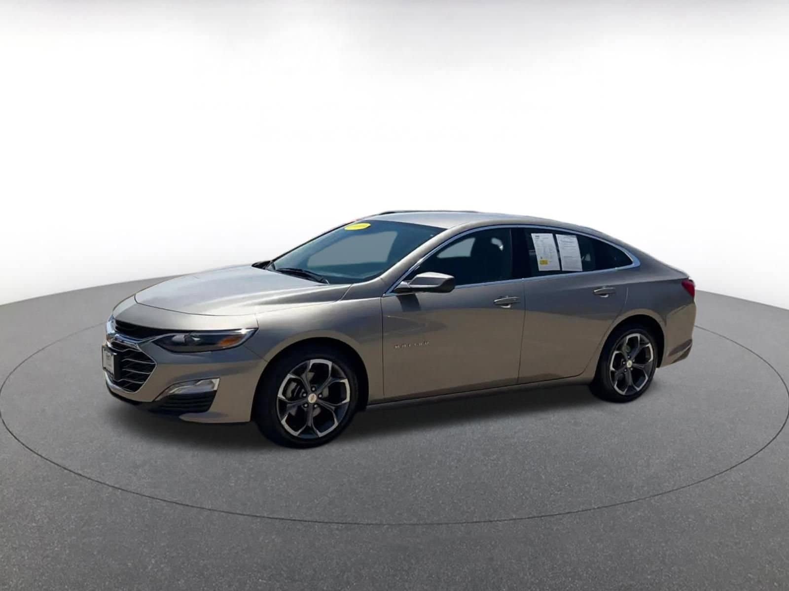 Thumbnail: 2024 Chevrolet Malibu - 8