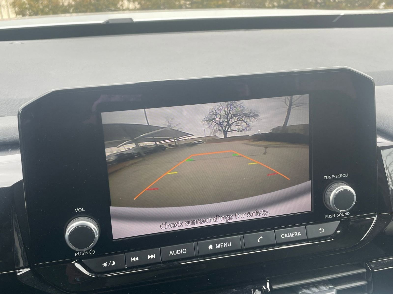 Thumbnail: 2025 Nissan Pathfinder - 27