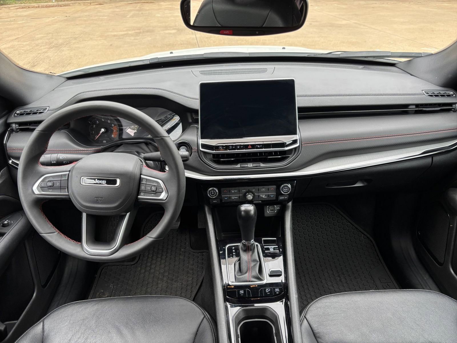 Thumbnail: 2025 Jeep Compass - 17