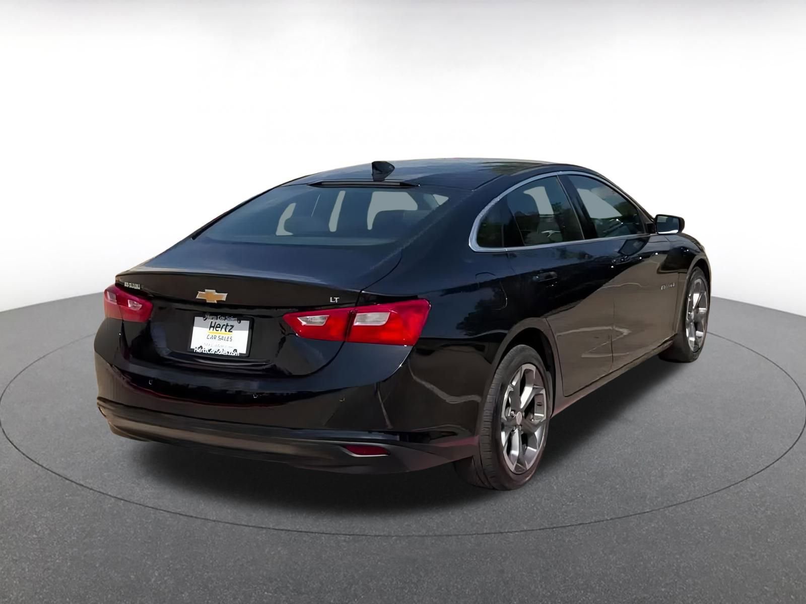 Thumbnail: 2024 Chevrolet Malibu - 15