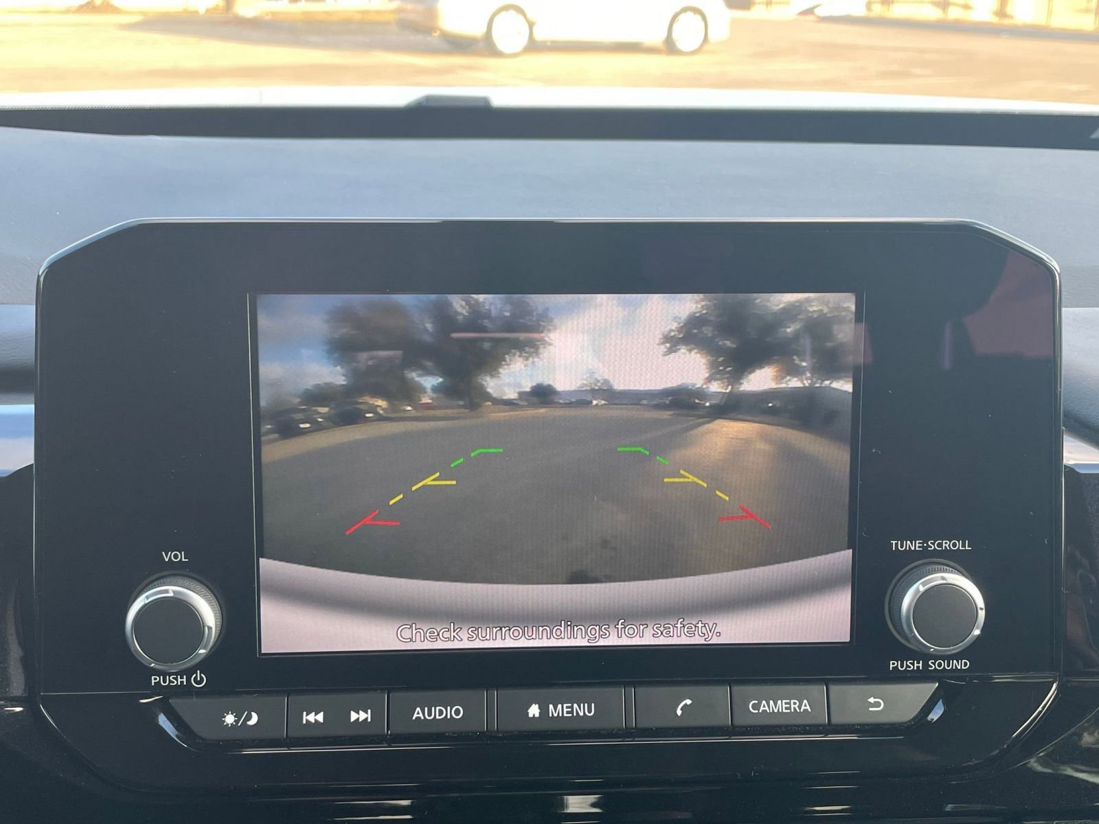 Thumbnail: 2025 Nissan Pathfinder - 25