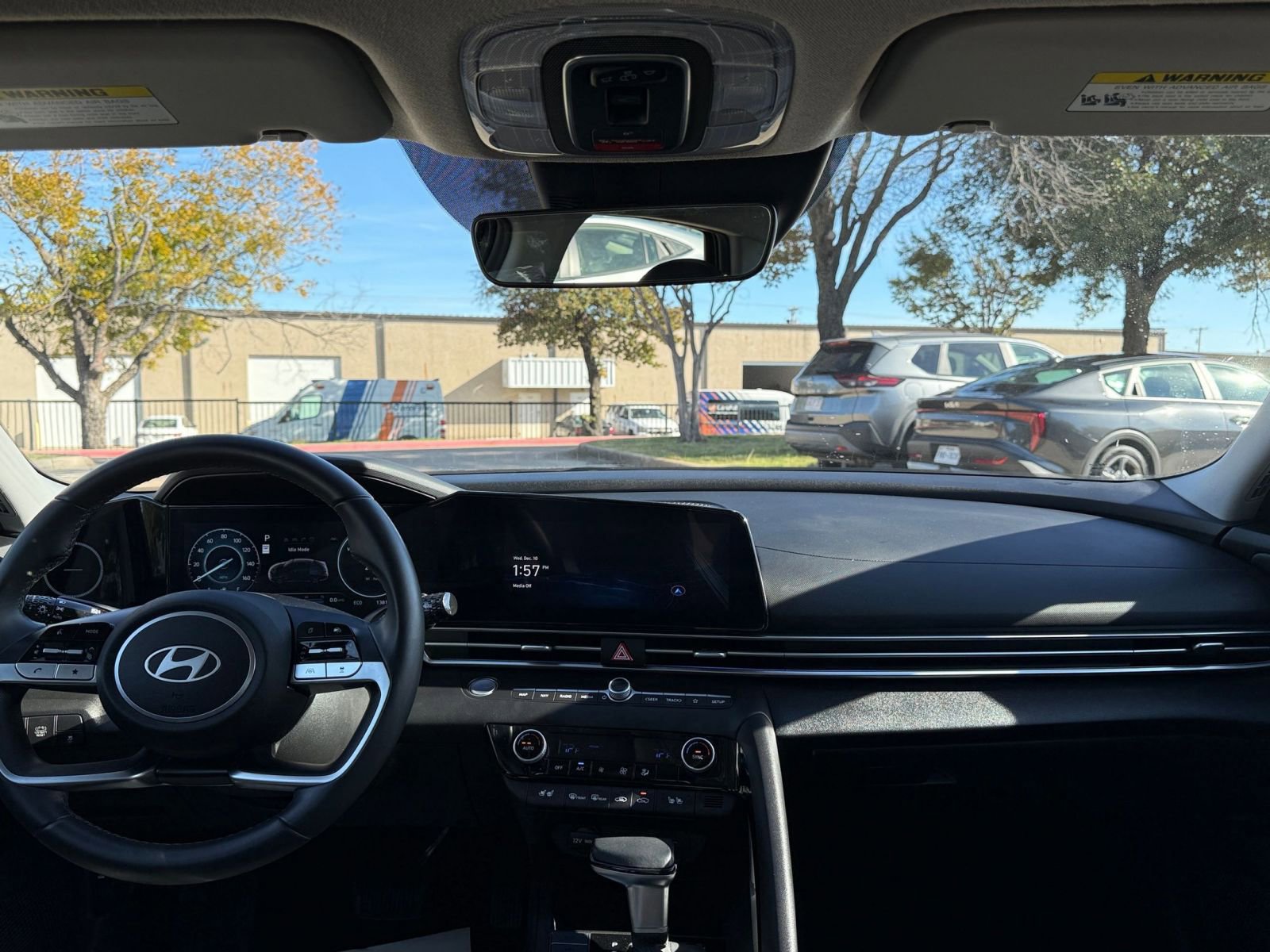 Thumbnail: 2025 Hyundai Elantra - 34