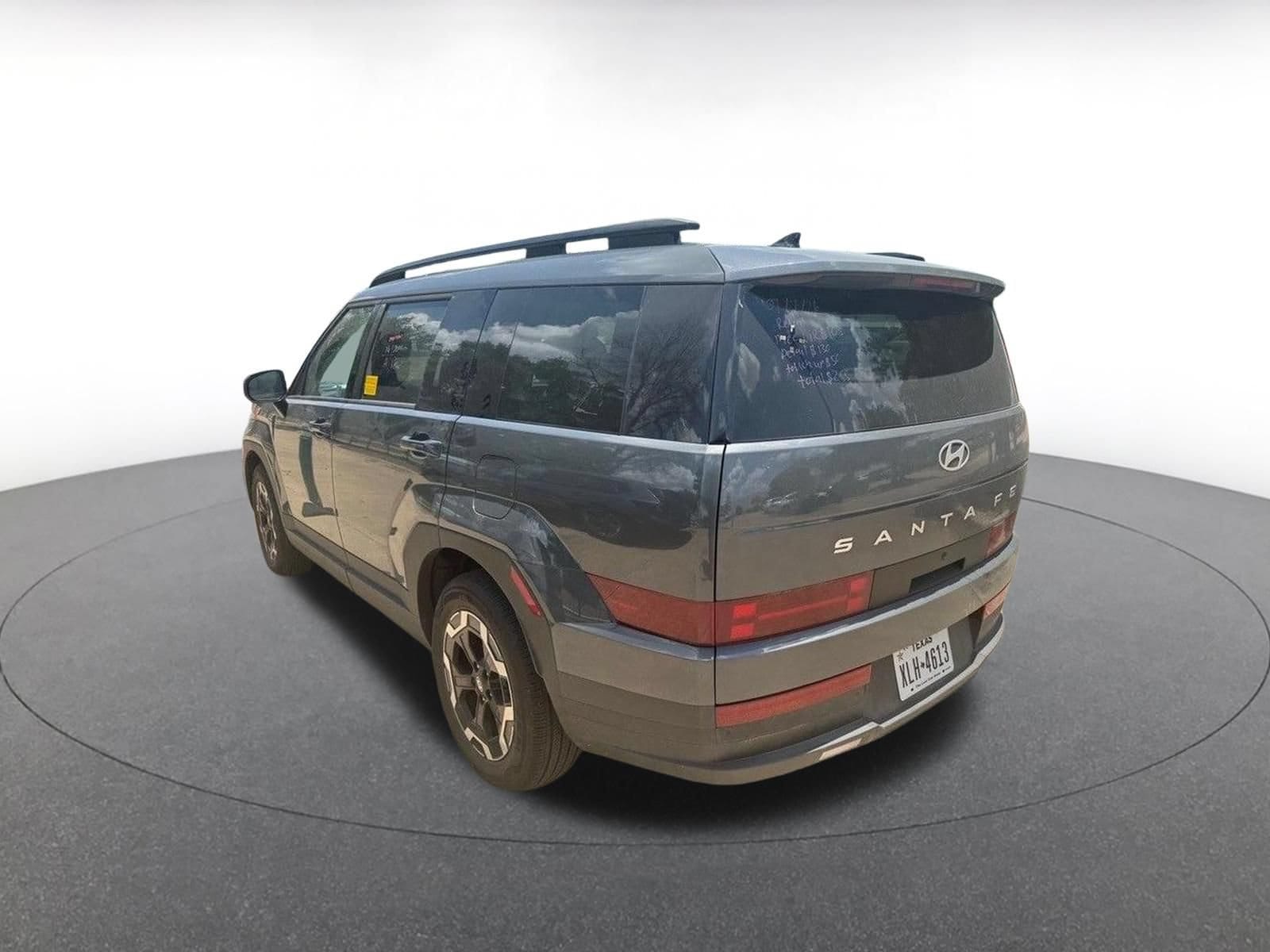 Thumbnail: 2026 Hyundai Santa Fe - 3