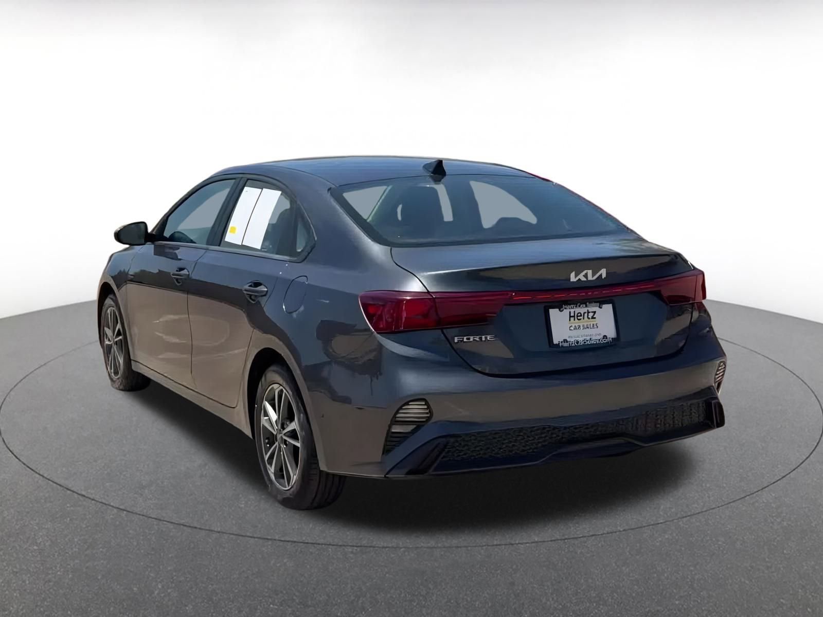 Thumbnail: 2024 Kia Forte - 11