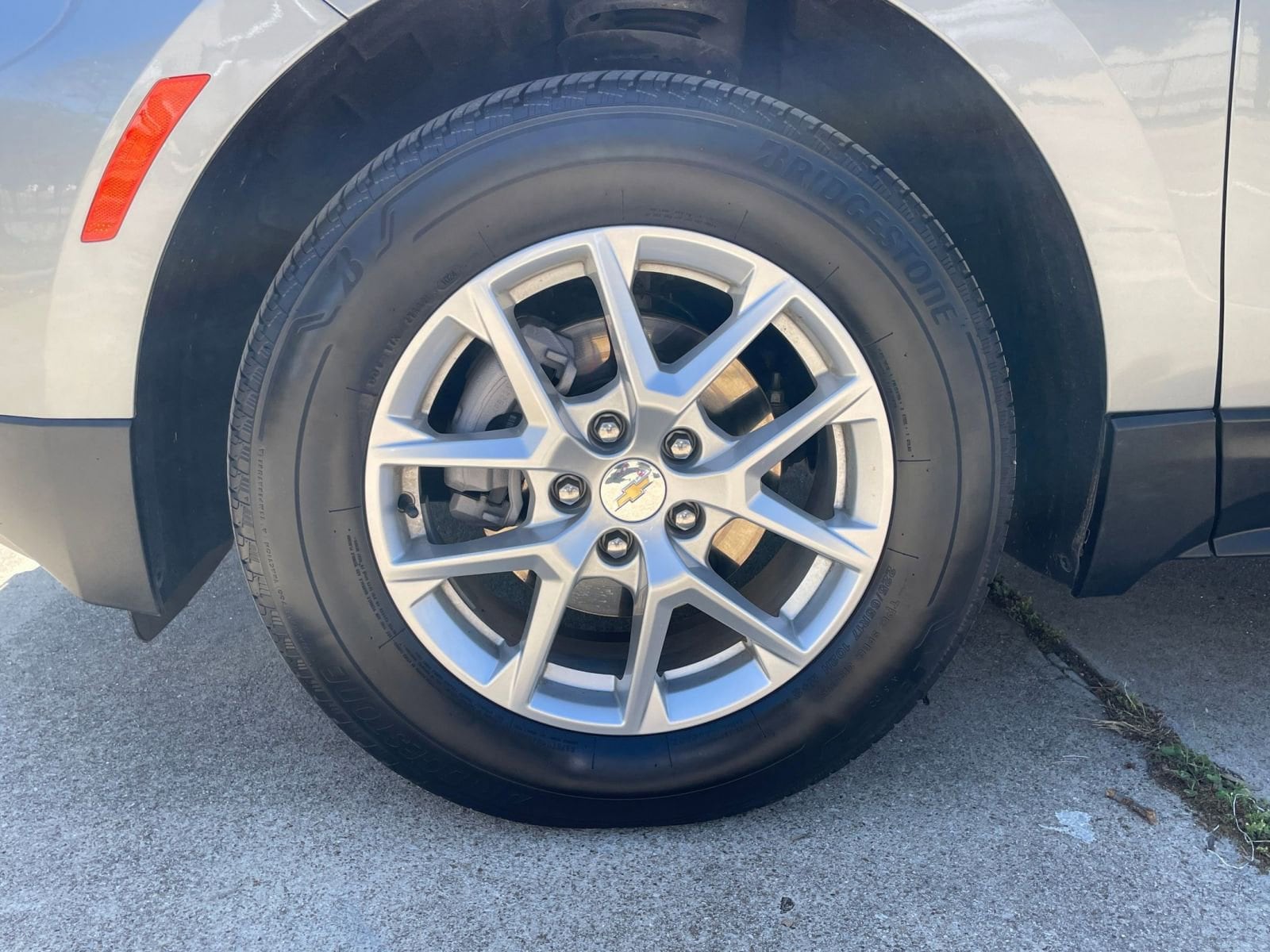 Thumbnail: 2024 Chevrolet Equinox - 33