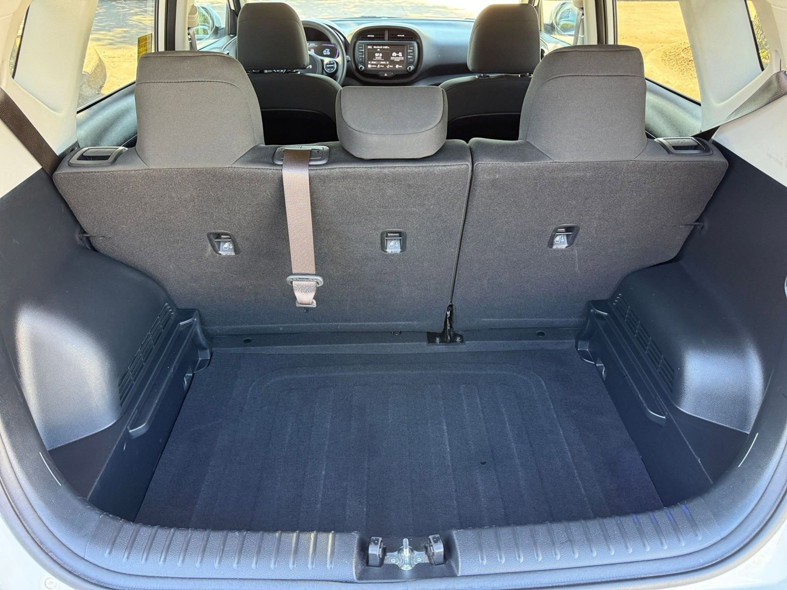 Thumbnail: 2024 Kia Soul - 31