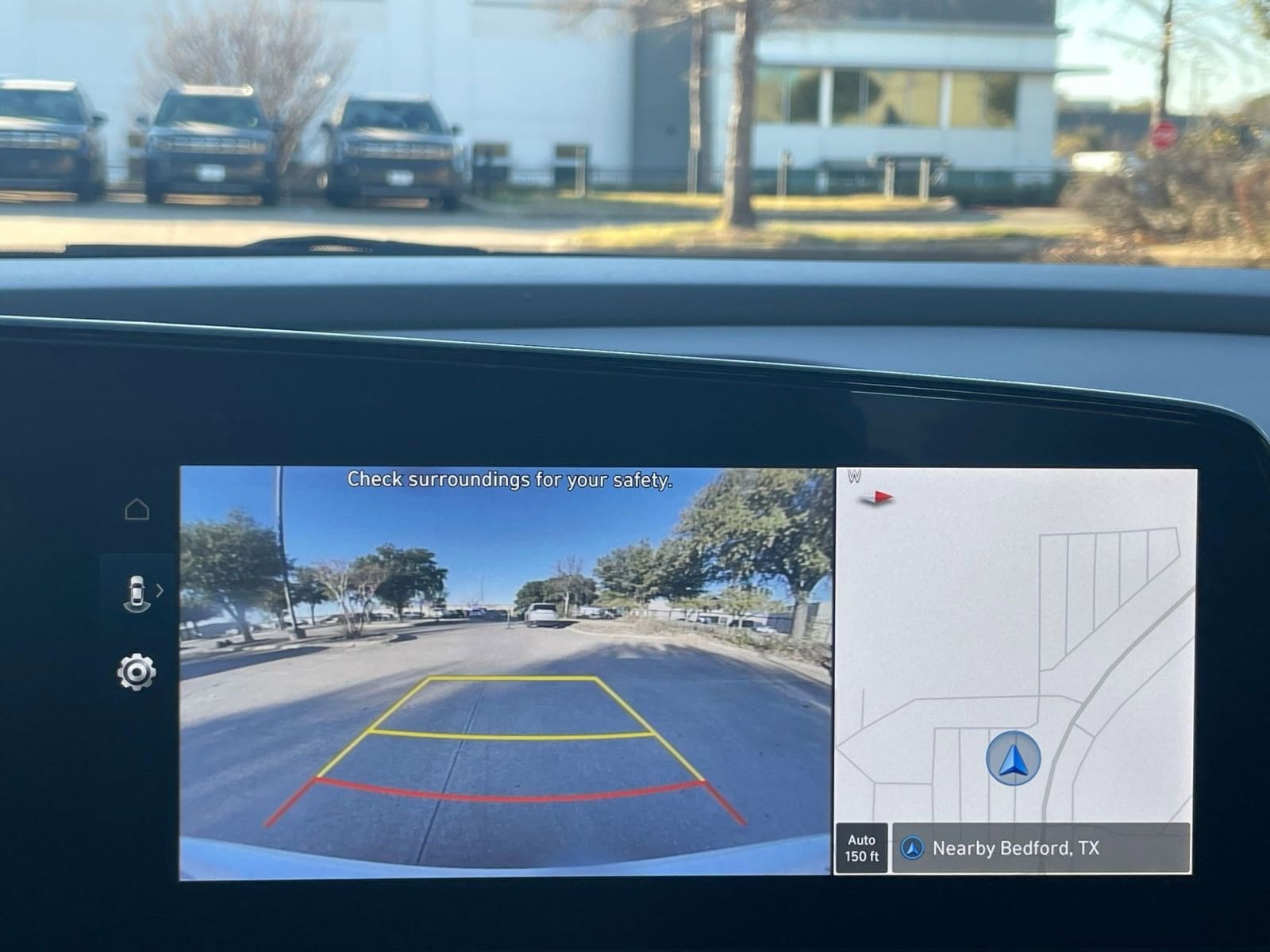 Thumbnail: 2025 Hyundai Elantra - 17