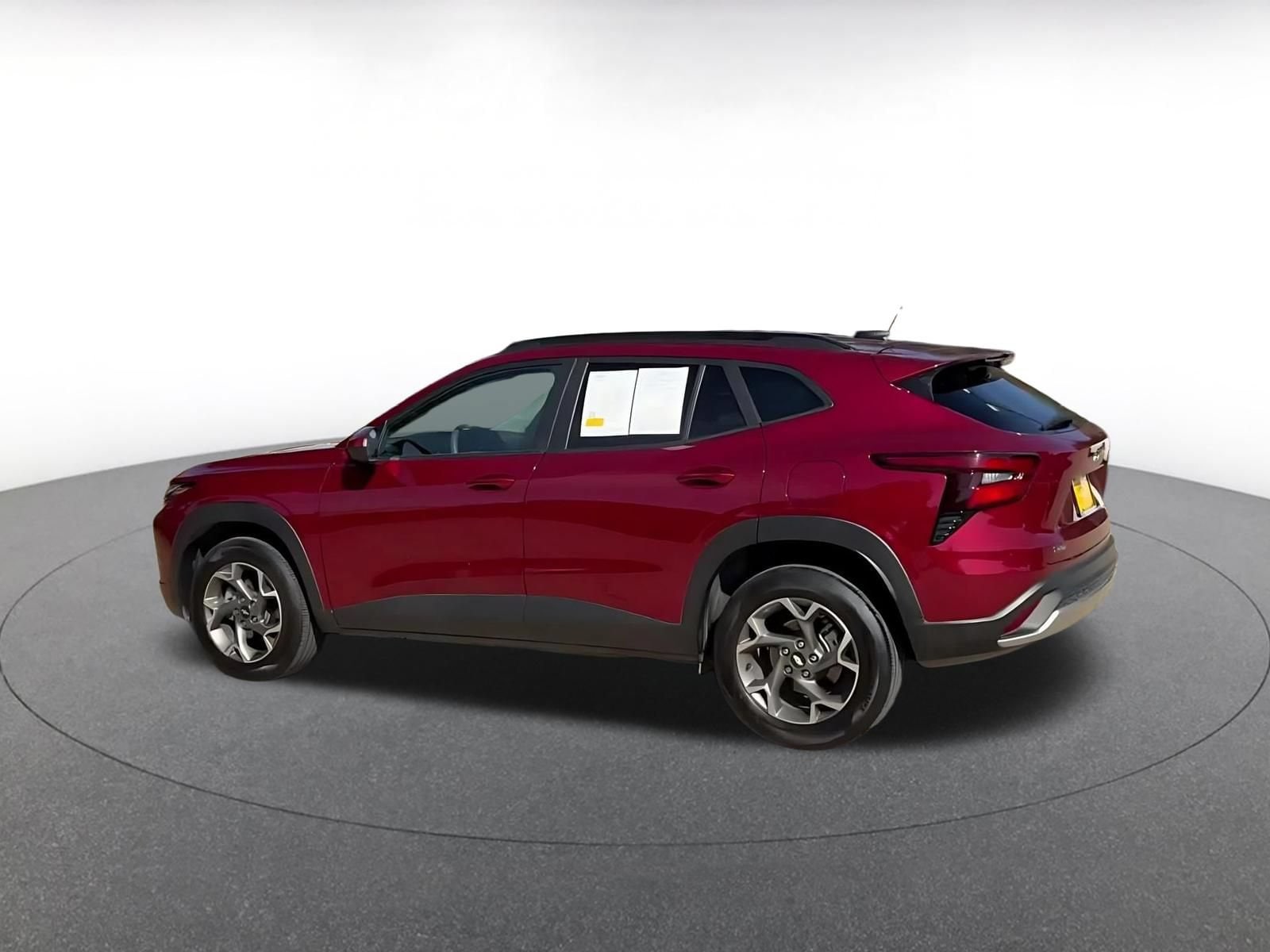 Thumbnail: 2025 Chevrolet Trax - 8