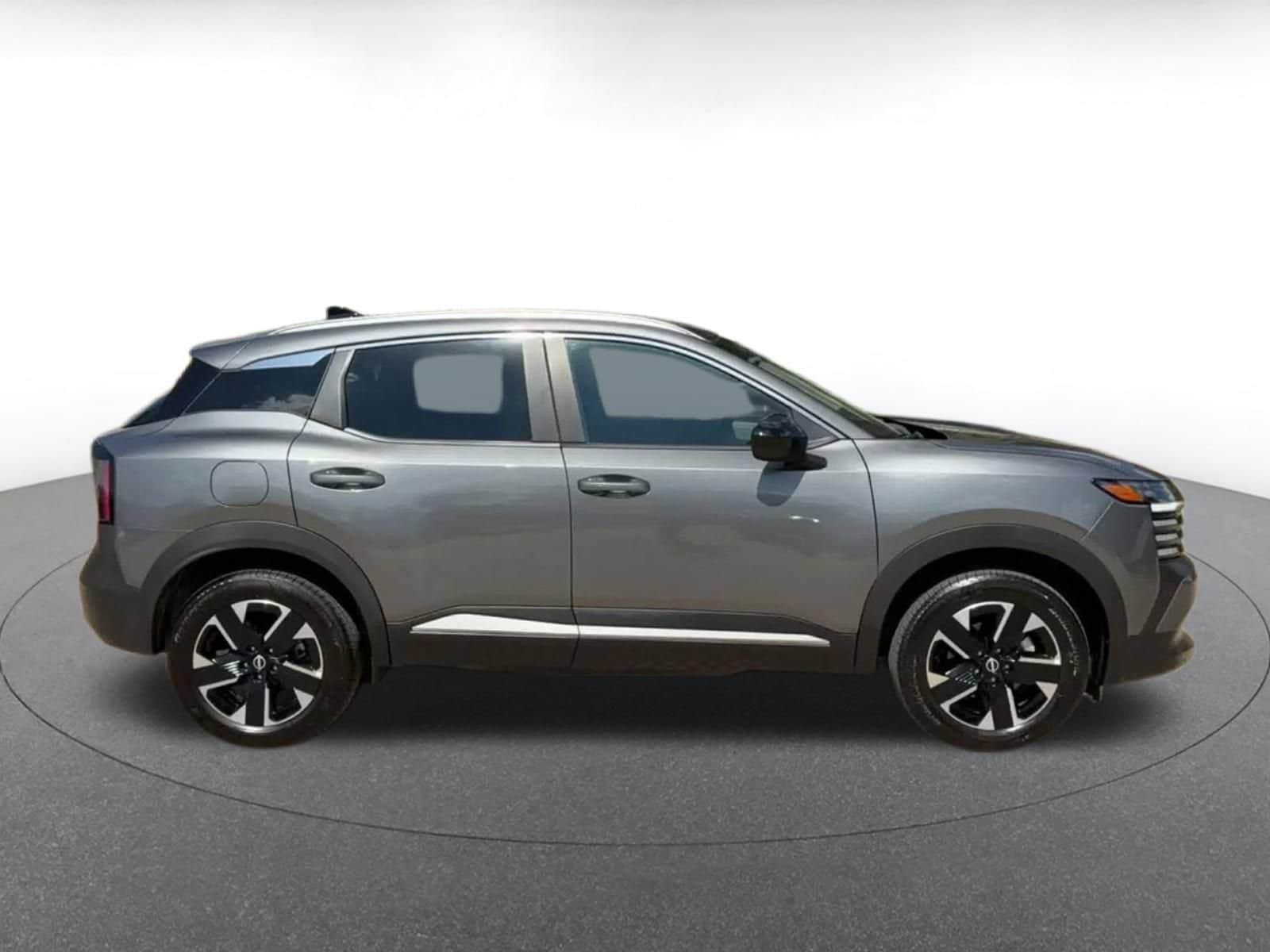 Thumbnail: 2026 Nissan Kicks - 15