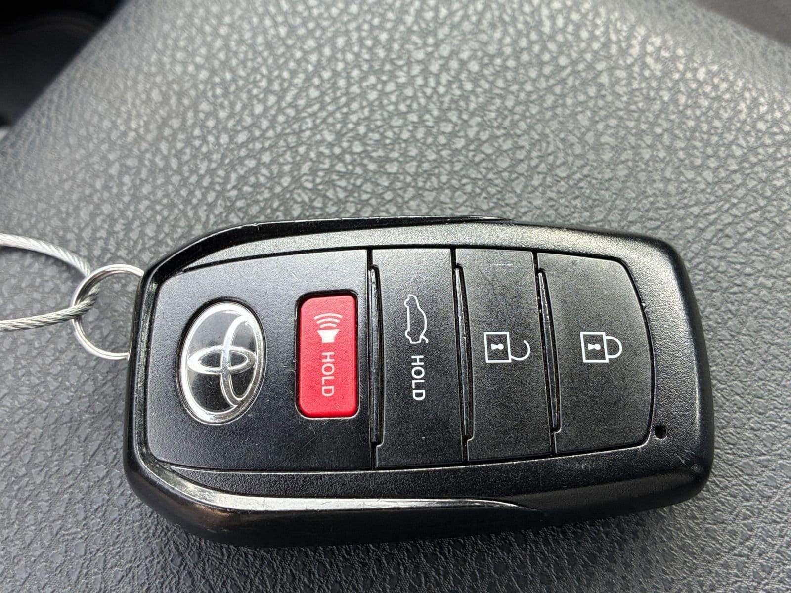 Thumbnail: 2025 Toyota Camry - 22