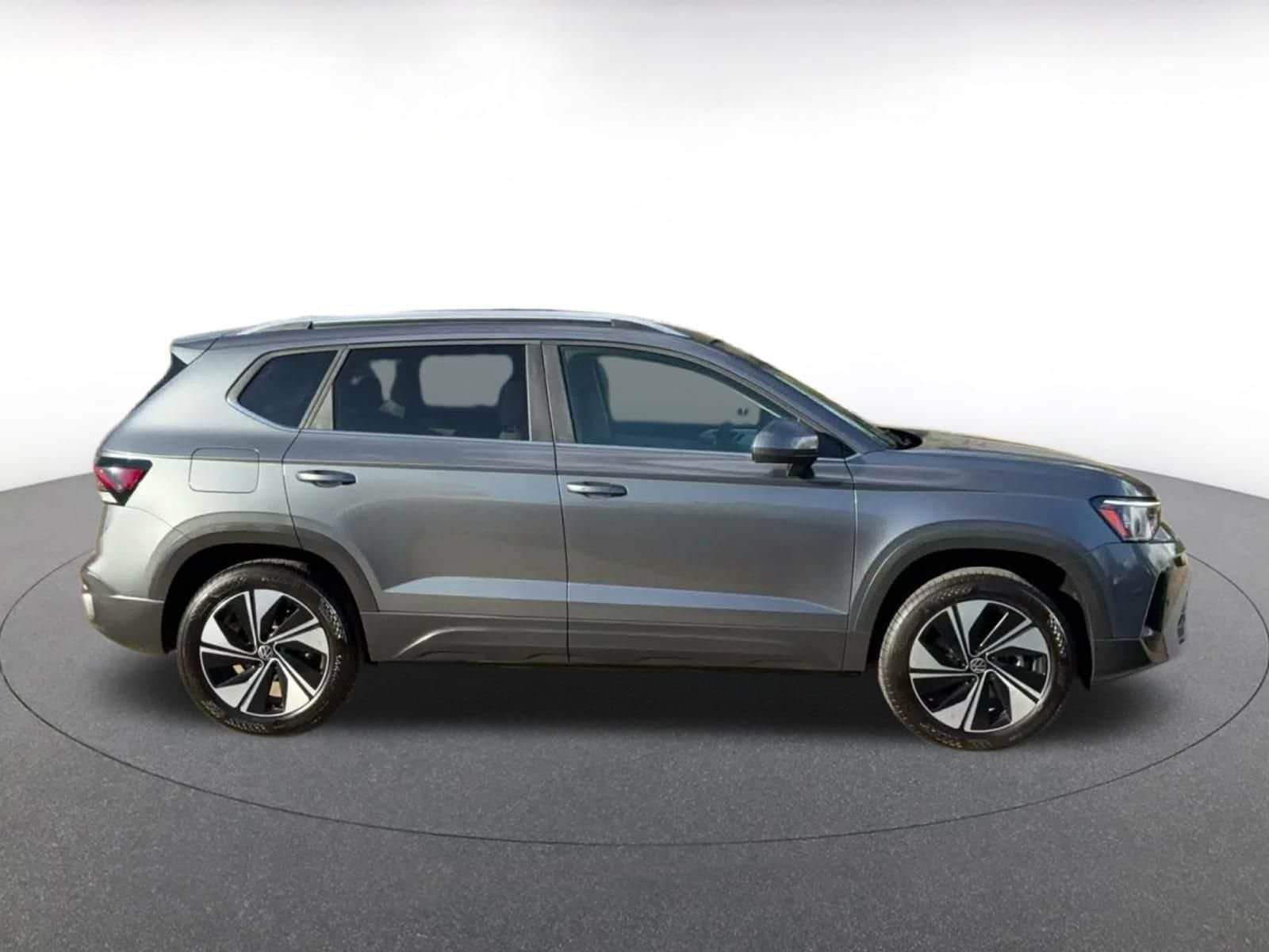 Thumbnail: 2026 Volkswagen Taos - 15