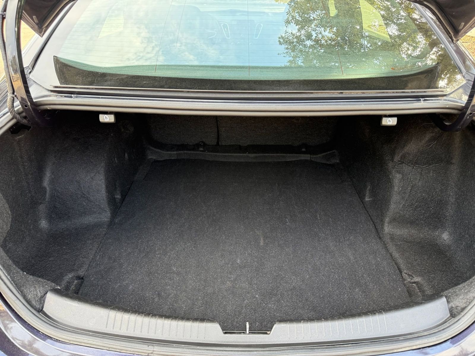 Thumbnail: 2023 Chevrolet Malibu - 31