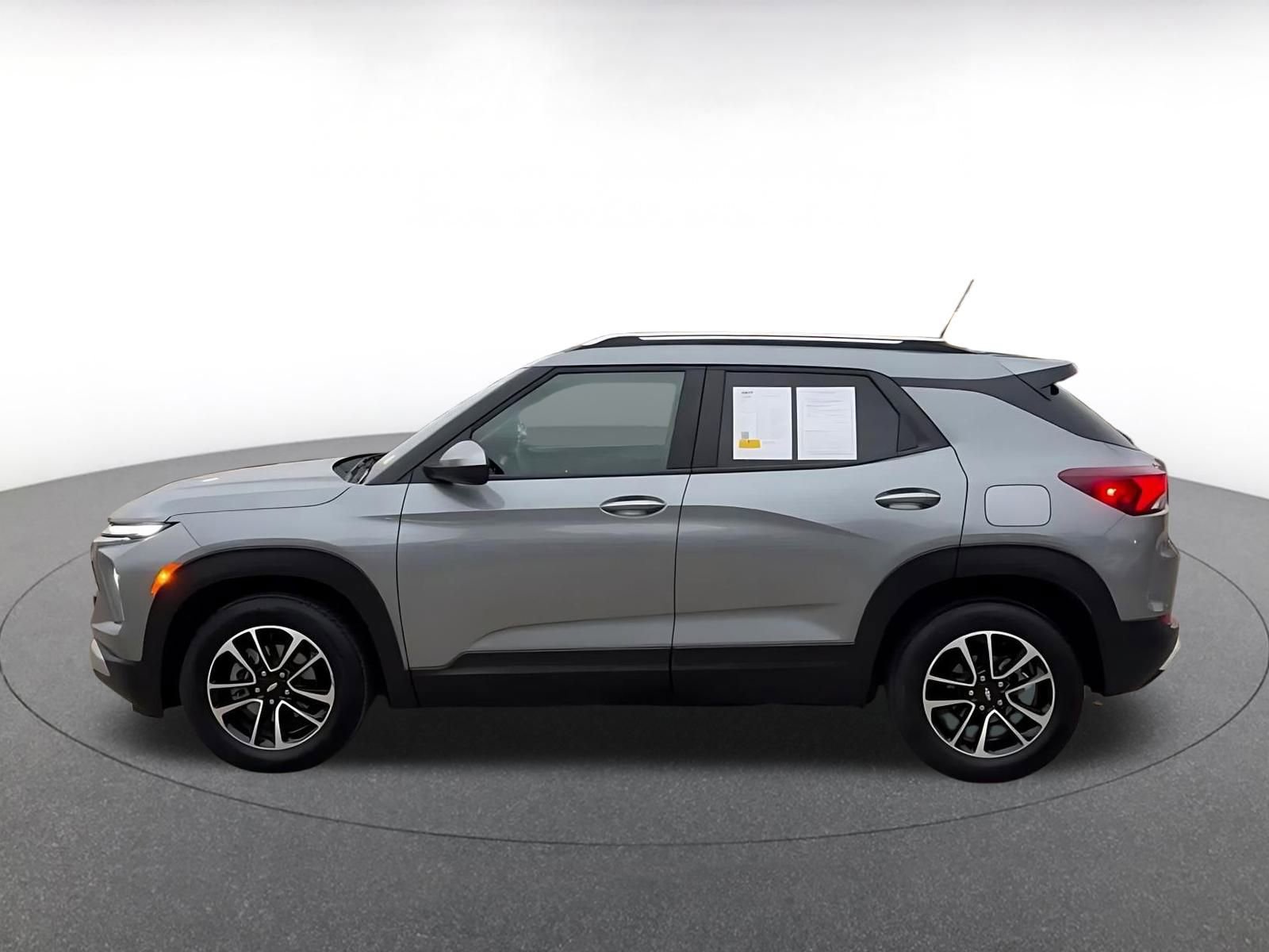 Thumbnail: 2025 Chevrolet TrailBlazer - 9