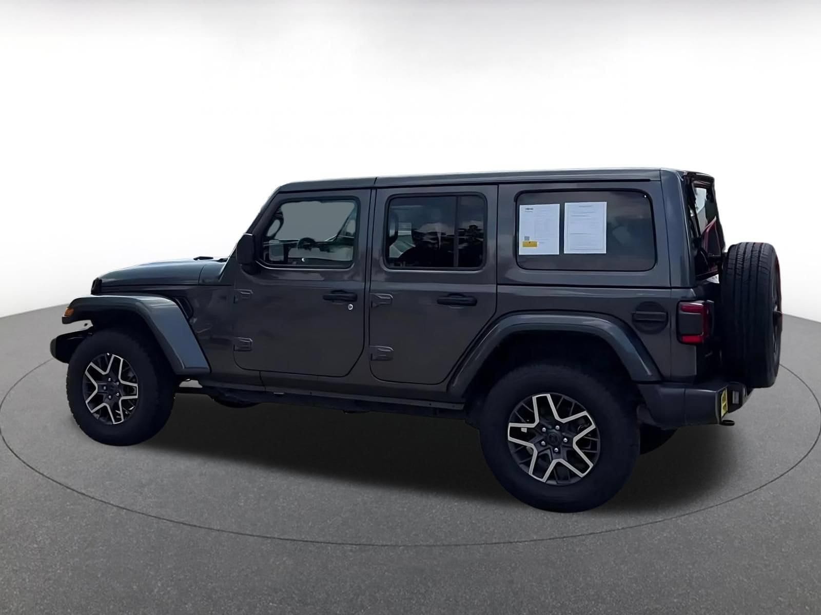 Thumbnail: 2025 Jeep Wrangler - 10