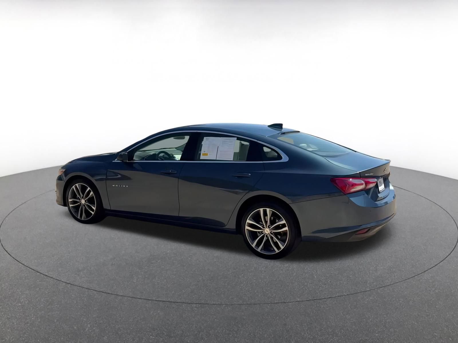 Thumbnail: 2024 Chevrolet Malibu - 10