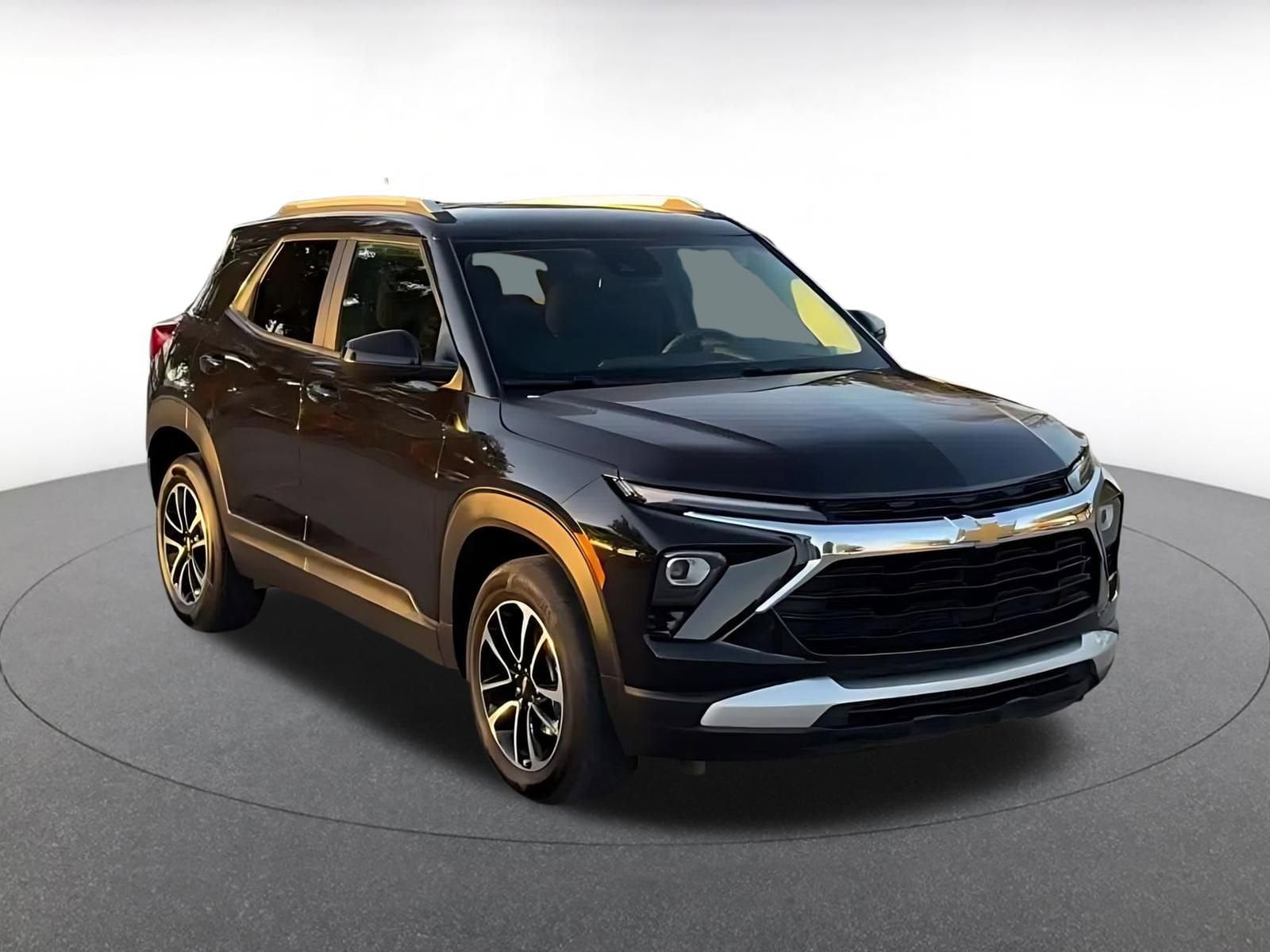 Thumbnail: 2025 Chevrolet TrailBlazer - 3