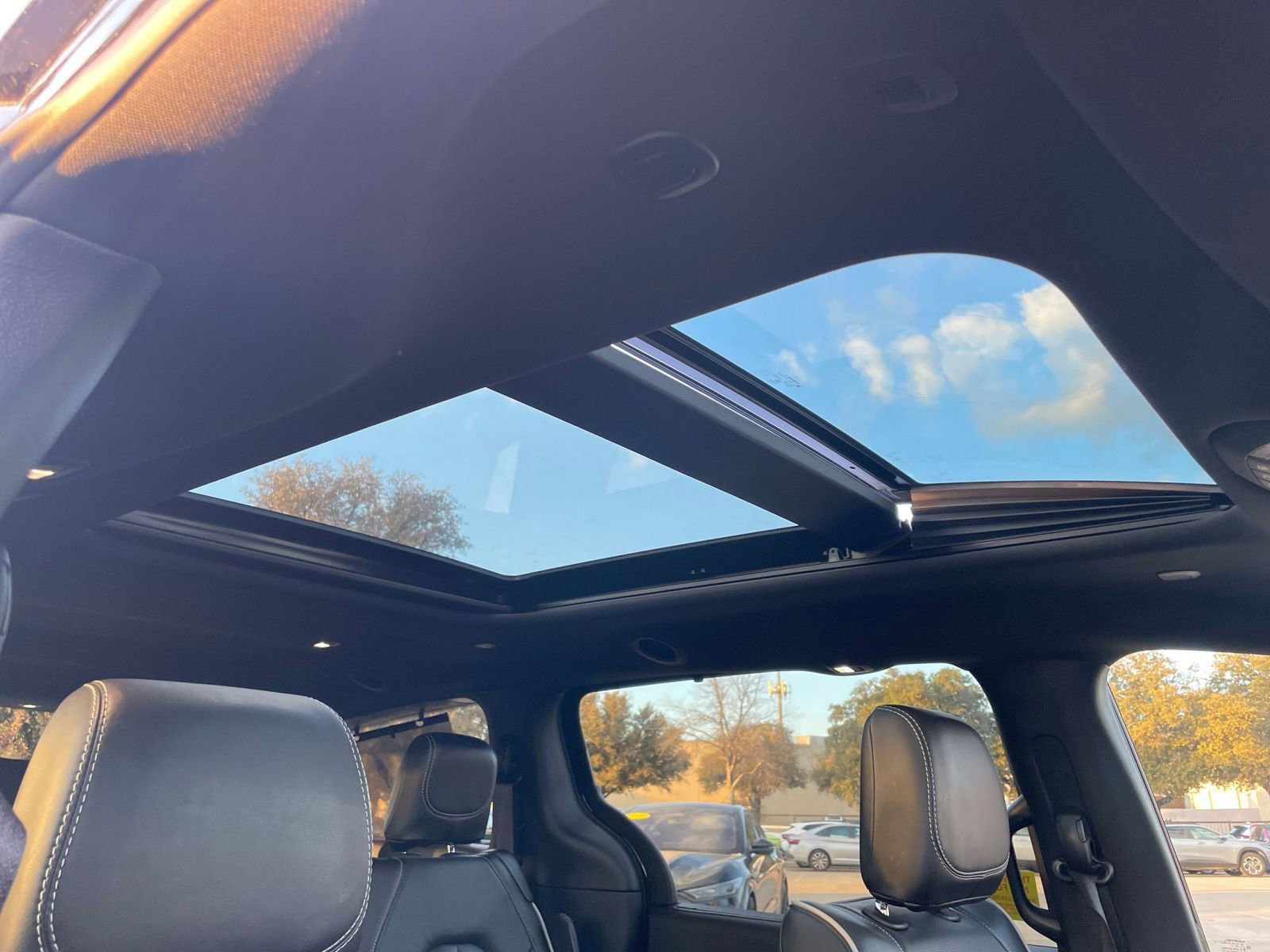 Thumbnail: 2025 Chrysler Pacifica - 33